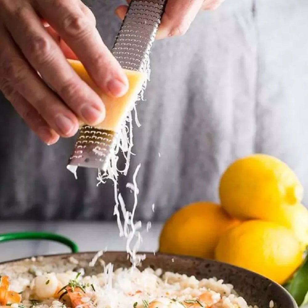 1-Pack Premium Lemon Zester & Cheese Grater – Stainless Steel Kitchen Tool for Citrus, Parmesan, Chocolate, Ginger, Garlic, Nutmeg & Vegetables TIKA
